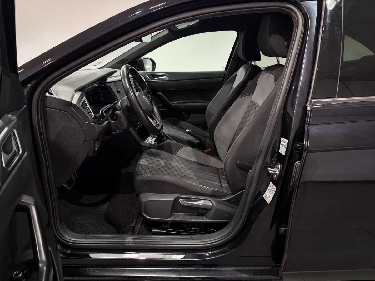 Foto Volkswagen TAIGO 9