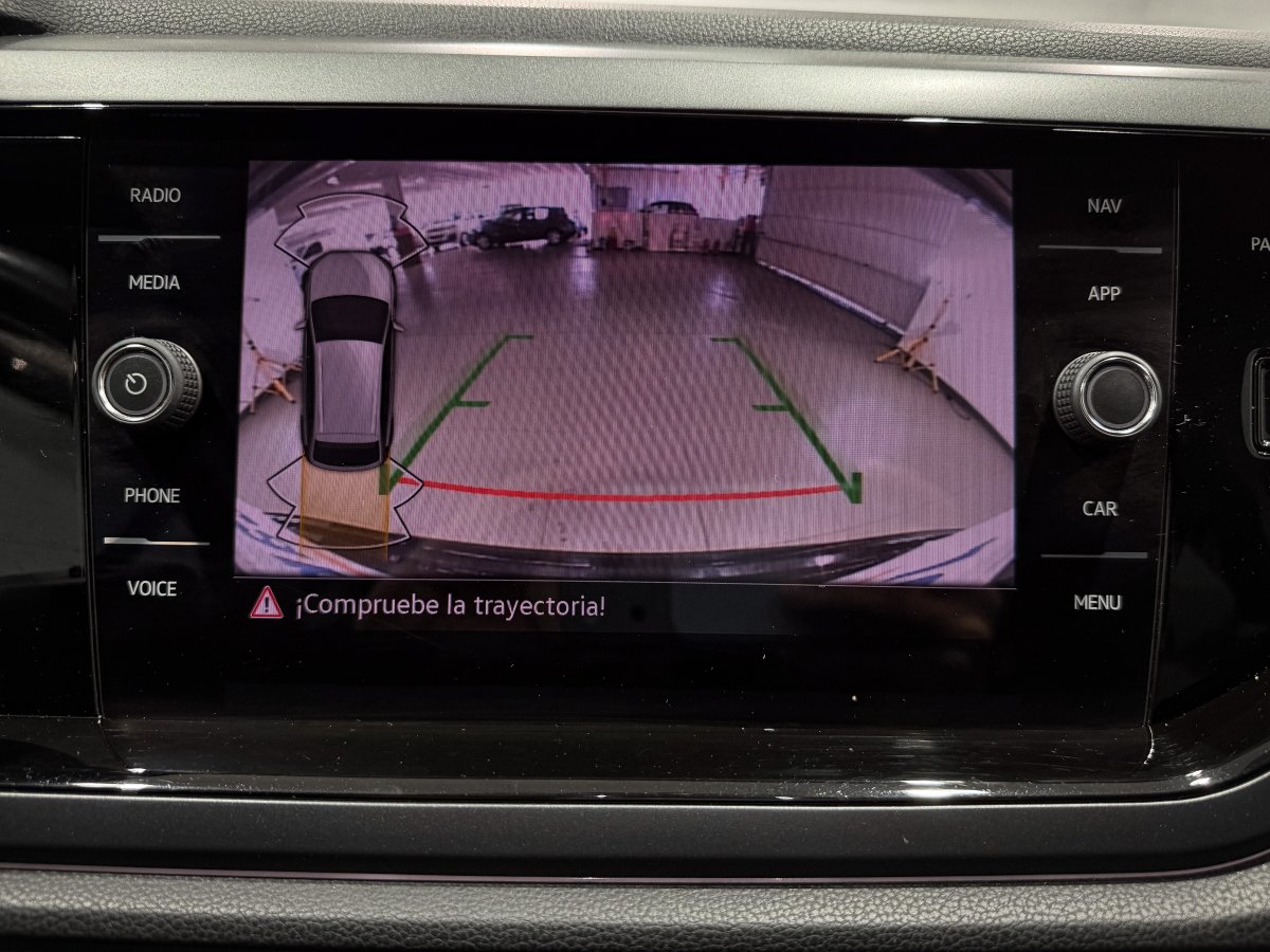 Foto Volkswagen TAIGO 16