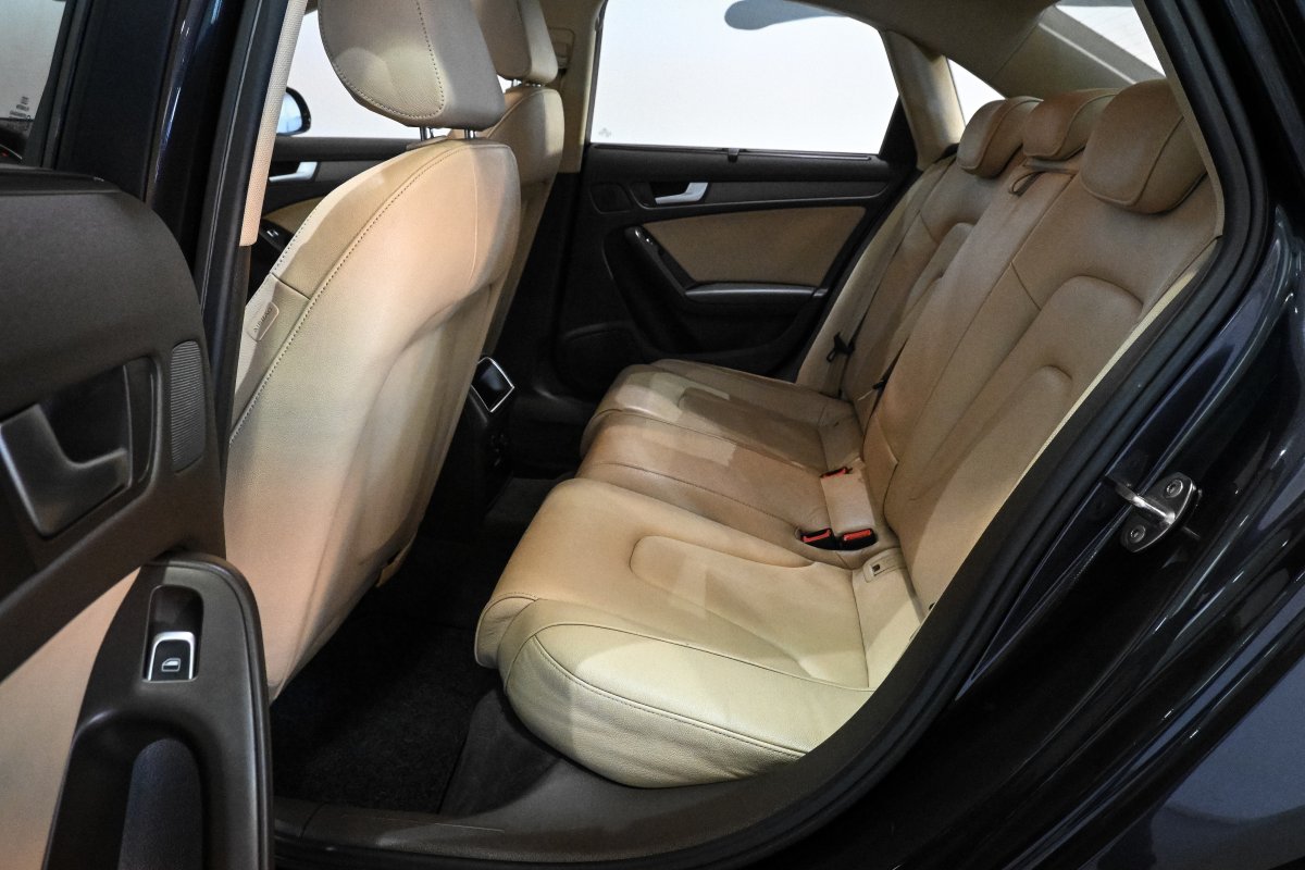 Foto Audi A4 12