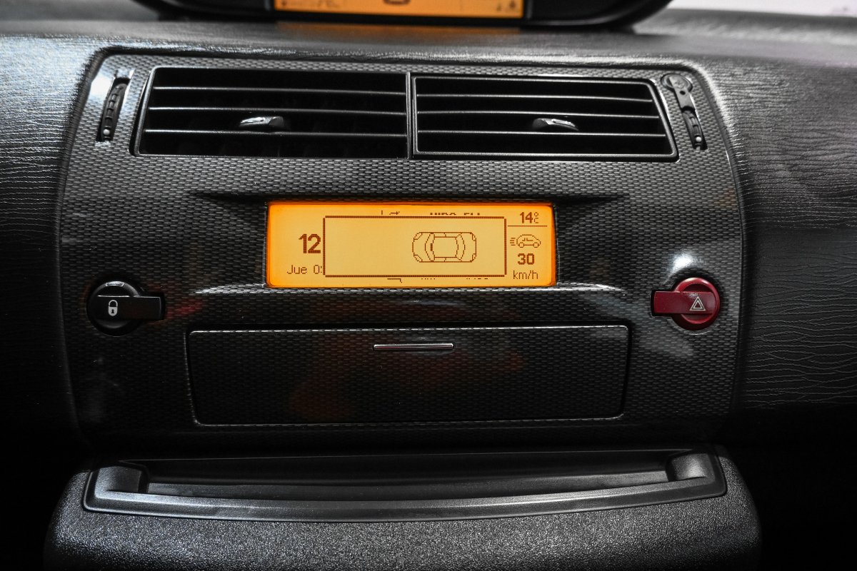 Foto Citroen C4 16