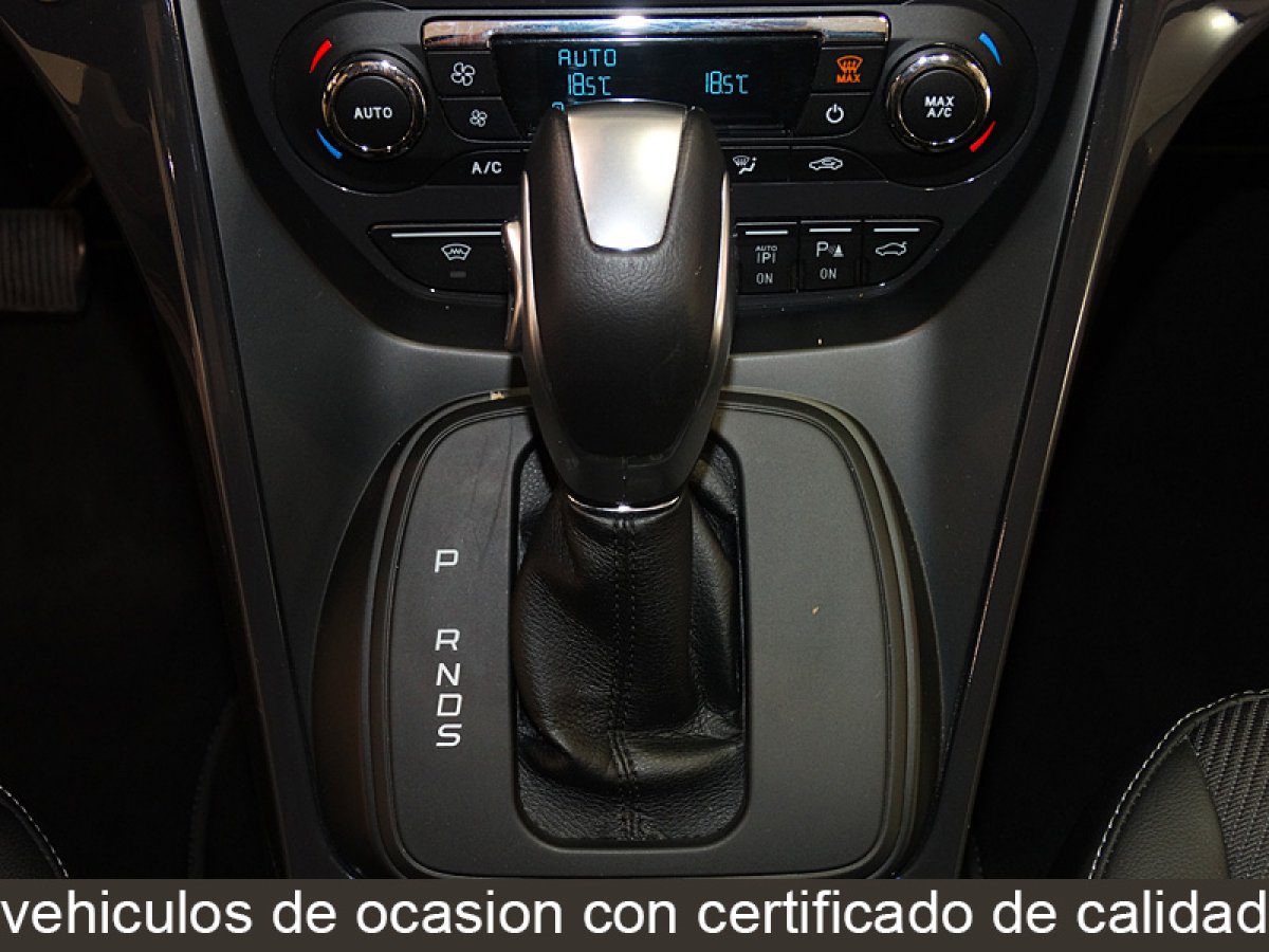Foto Ford Kuga 25