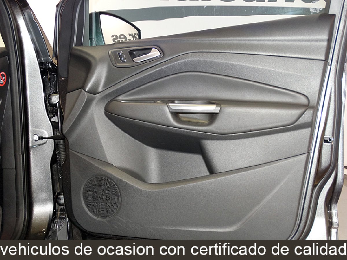 Foto Ford Kuga 35