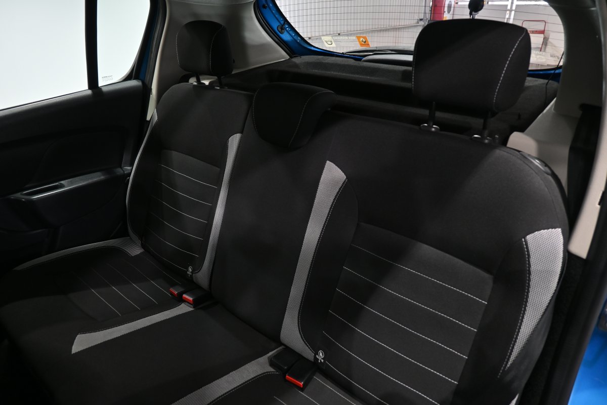 Foto Dacia Sandero 12