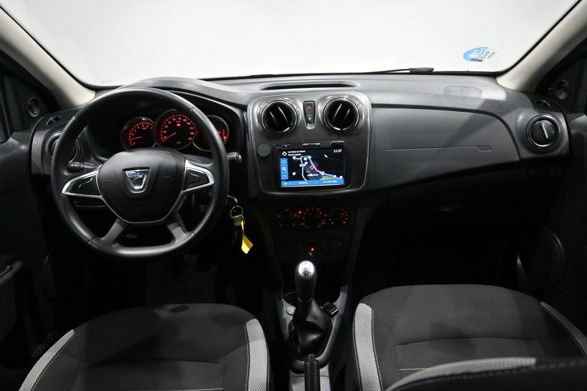 Foto Dacia Sandero 17