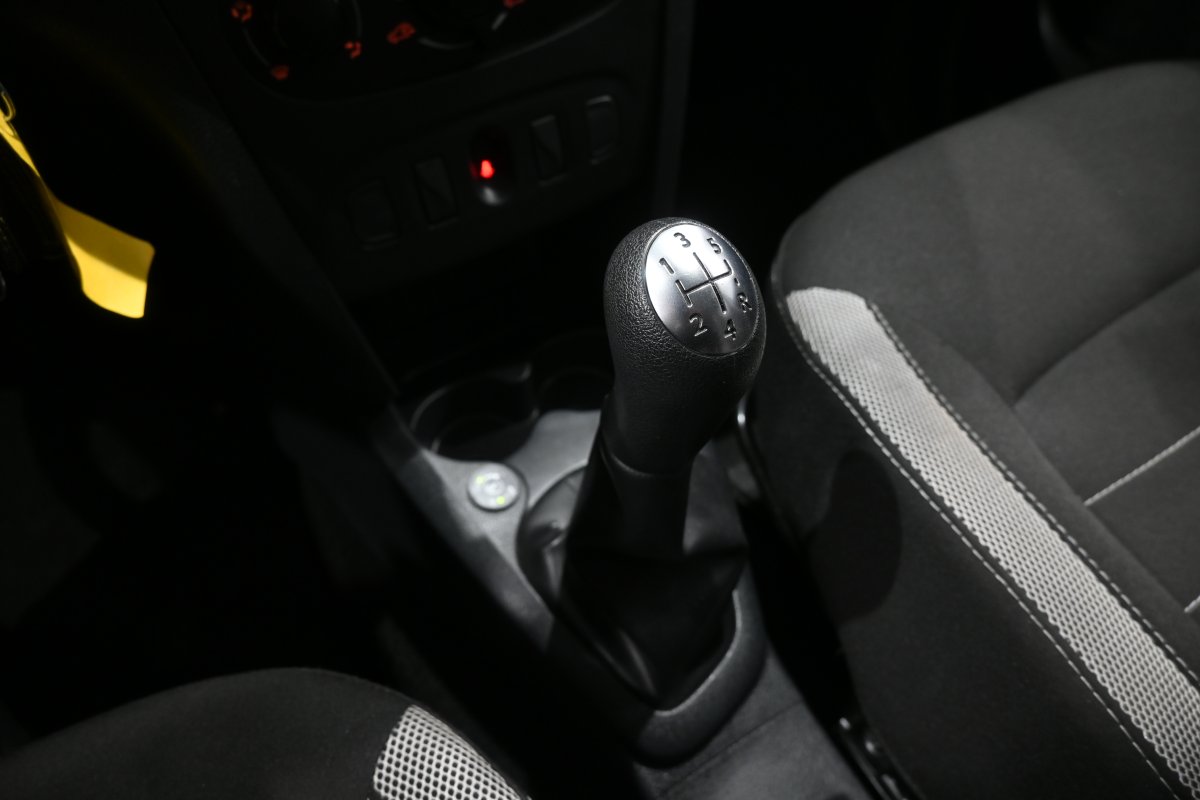 Foto Dacia Sandero 19