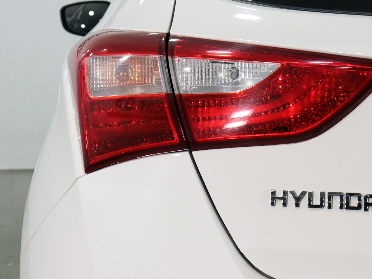 Foto Hyundai i30 9