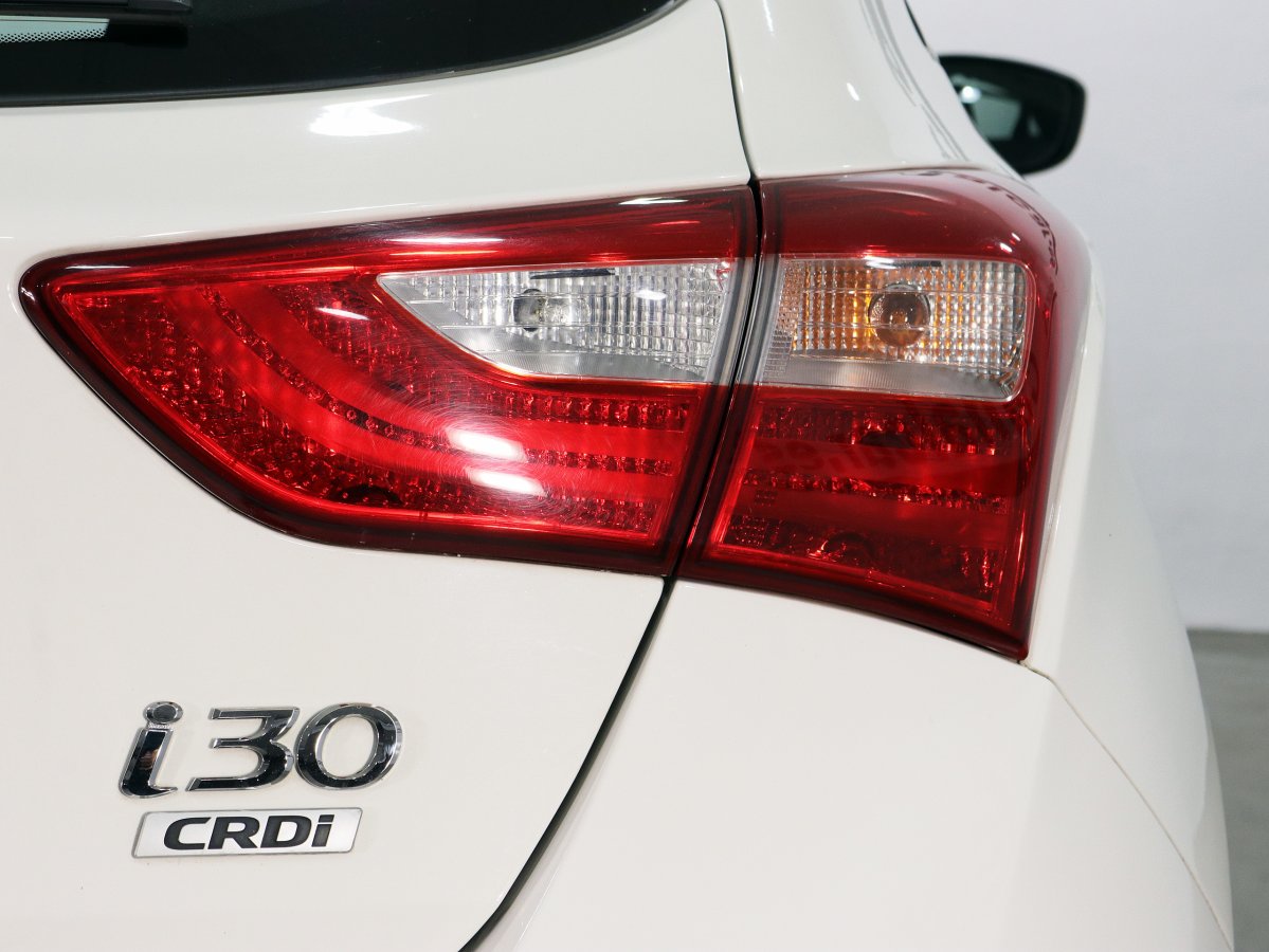 Foto Hyundai i30 10
