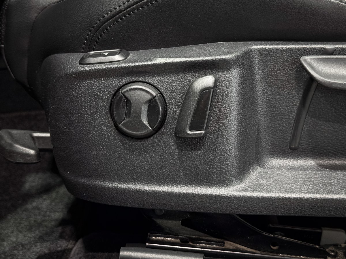 Foto Volkswagen Passat 28