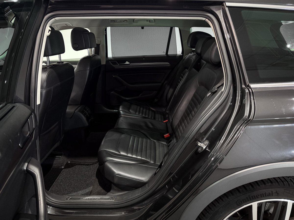 Foto Volkswagen Passat 11