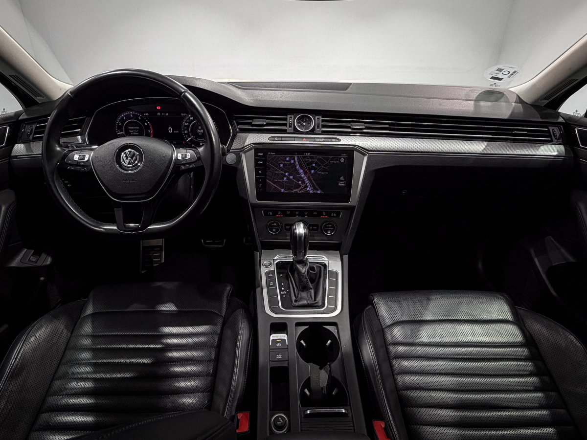 Foto Volkswagen Passat 18