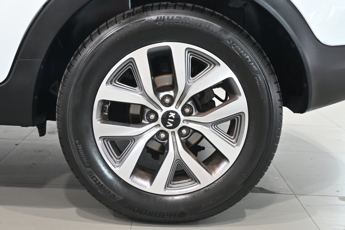 Foto Kia Sportage 25