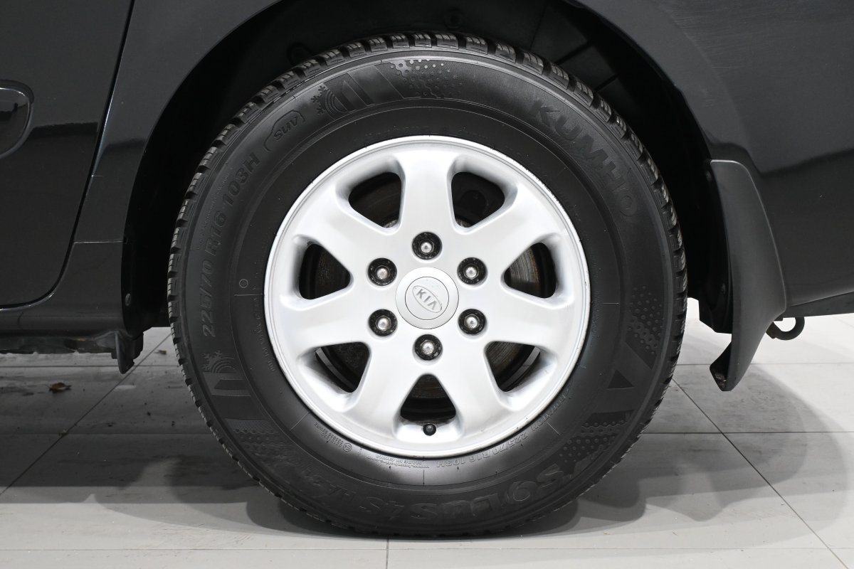 Foto Kia Carnival 26