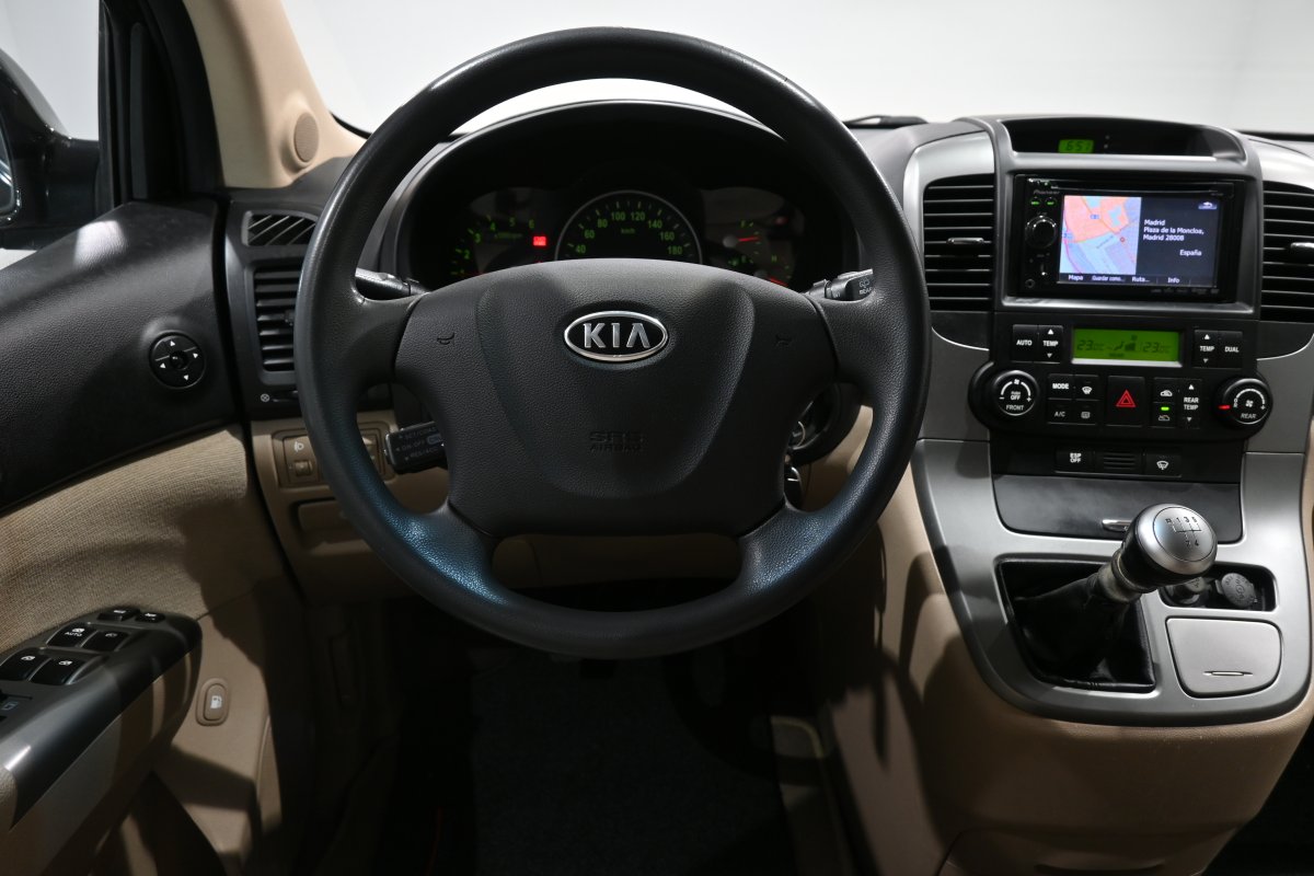 Foto Kia Carnival 19