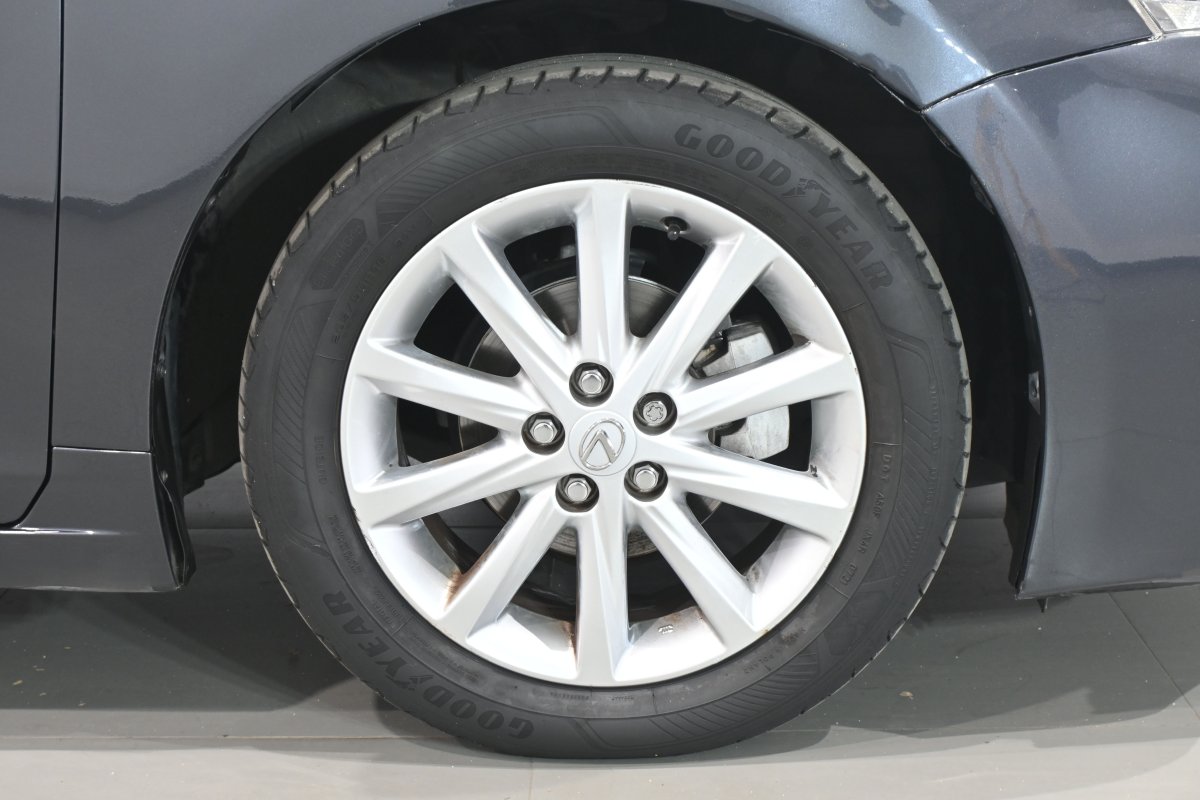 Foto Lexus CT 29