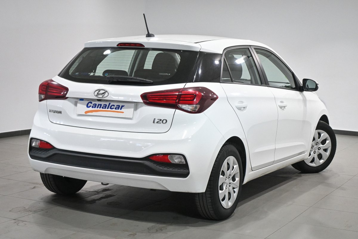 Foto Hyundai i20 4