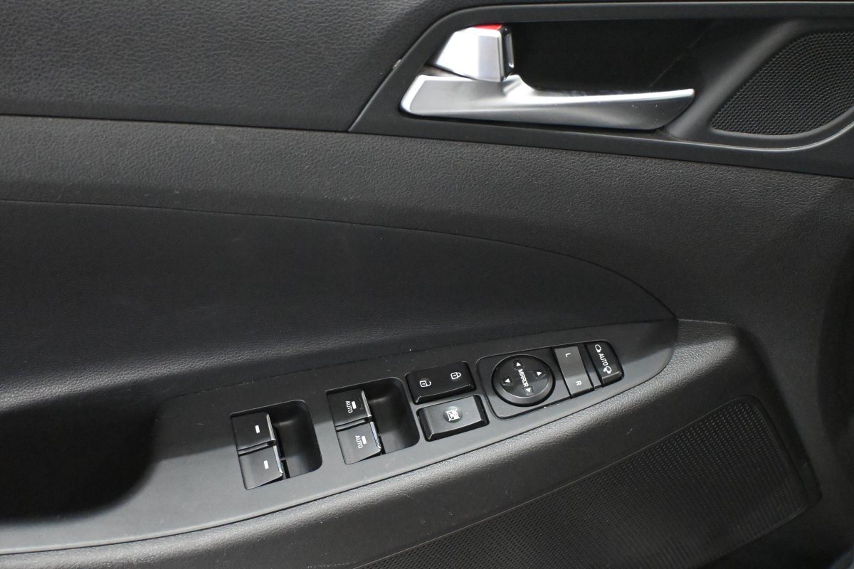 Foto Hyundai Tucson 28