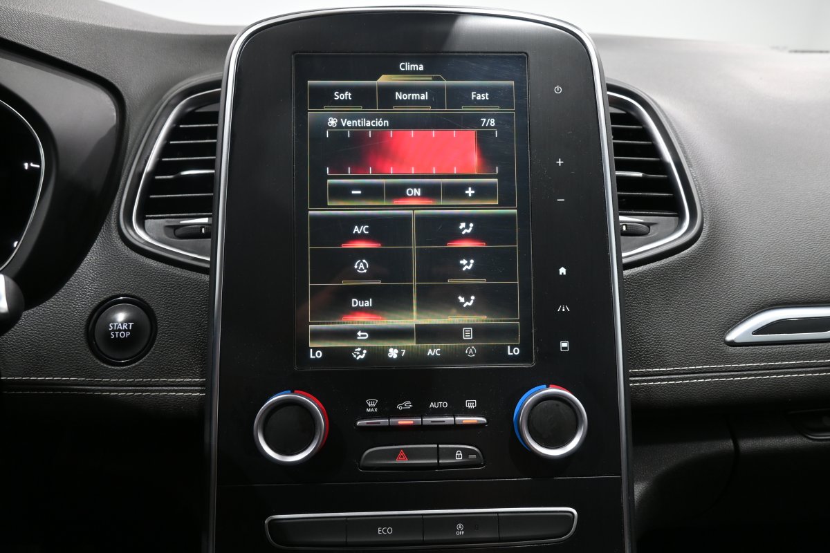 Foto Renault Grand Scenic 17