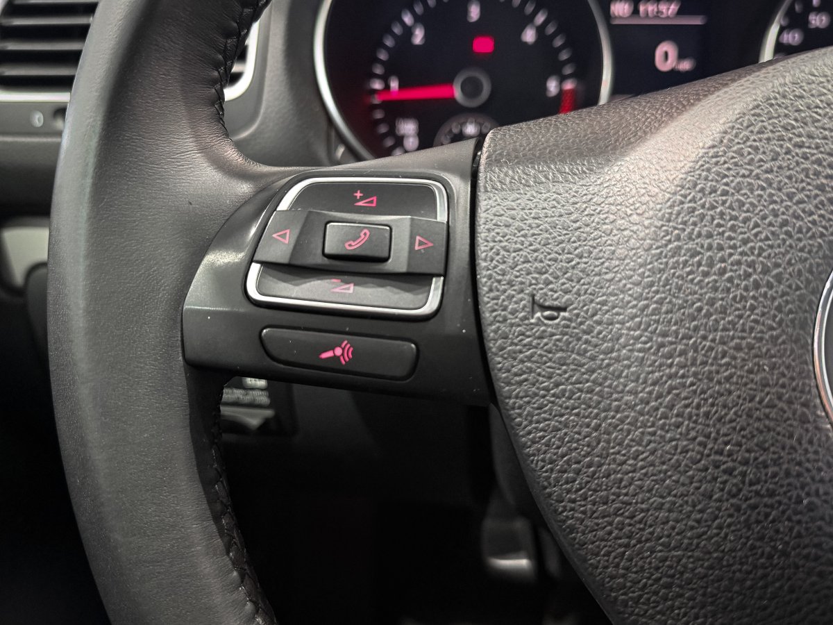 Foto Volkswagen Golf 20