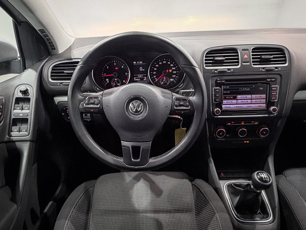 Foto Volkswagen Golf 18