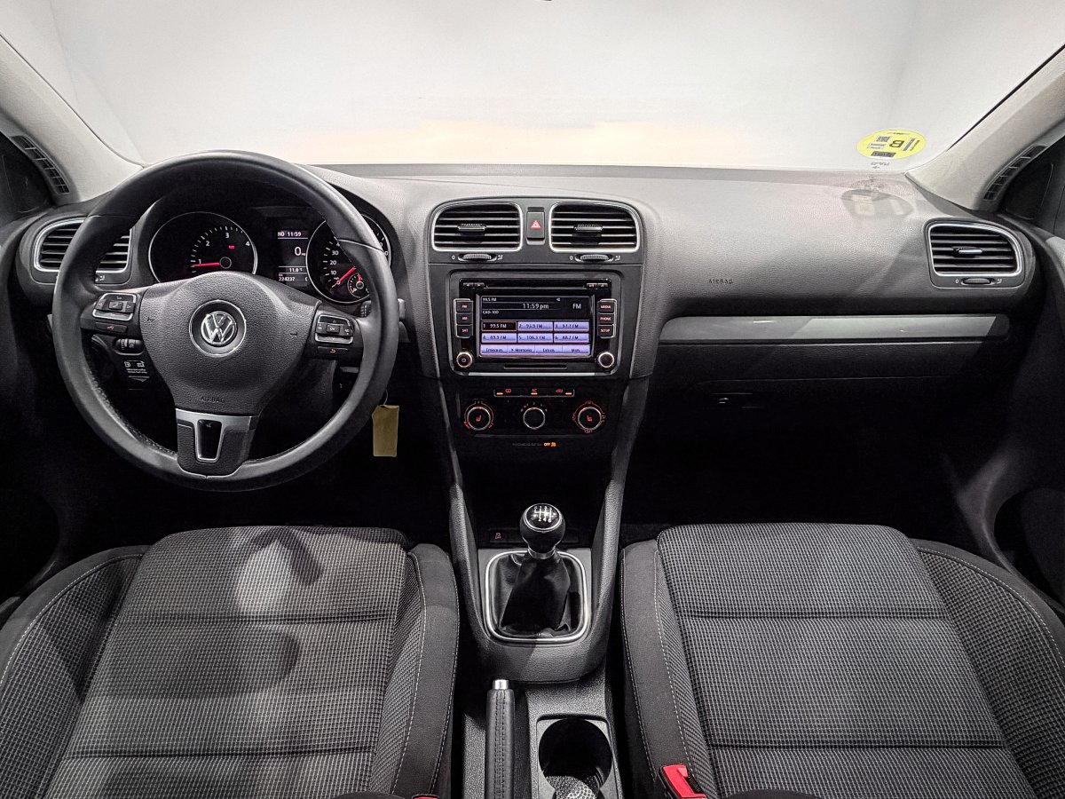 Foto Volkswagen Golf 17