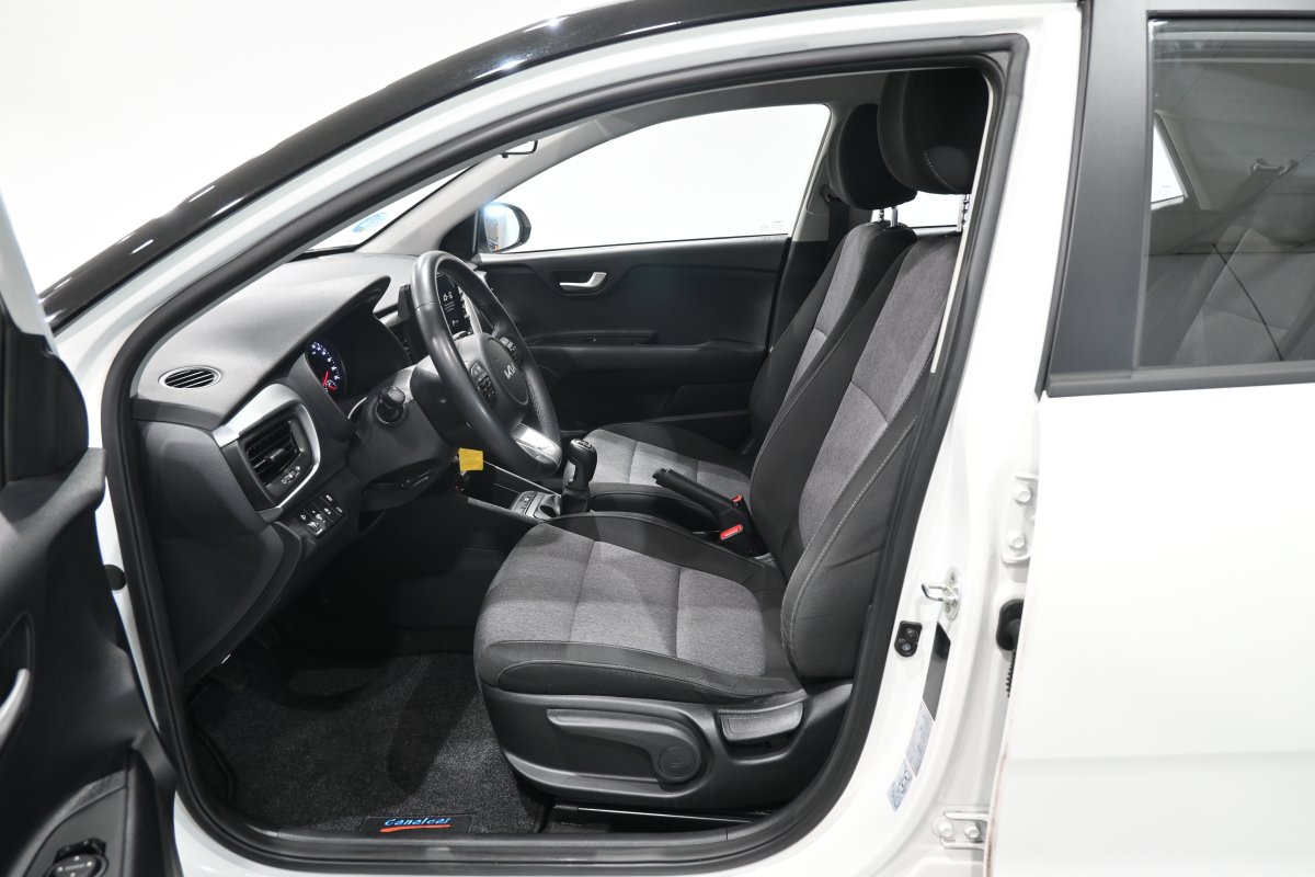 Foto Kia Stonic 9