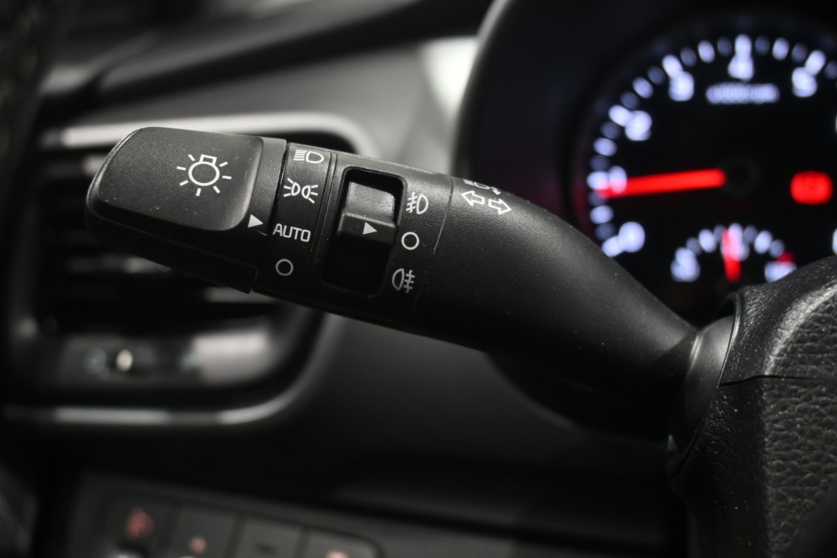 Foto Kia Stonic 21
