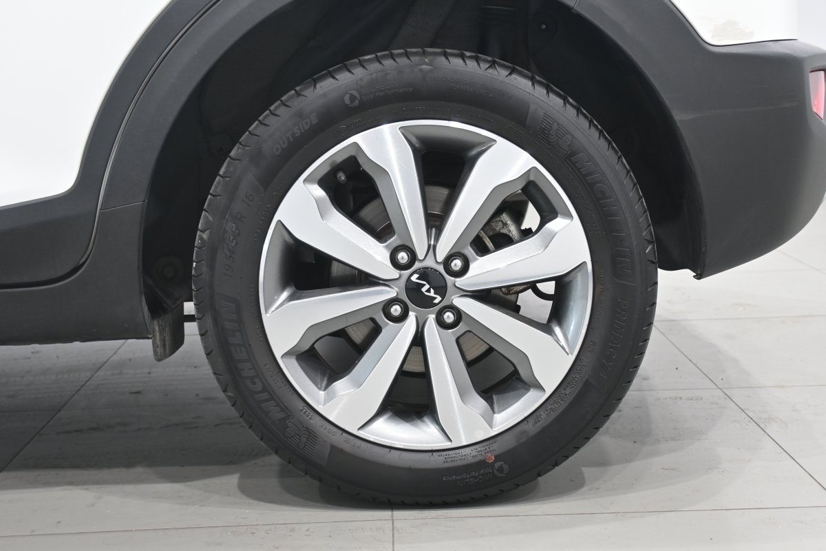 Foto Kia Stonic 26