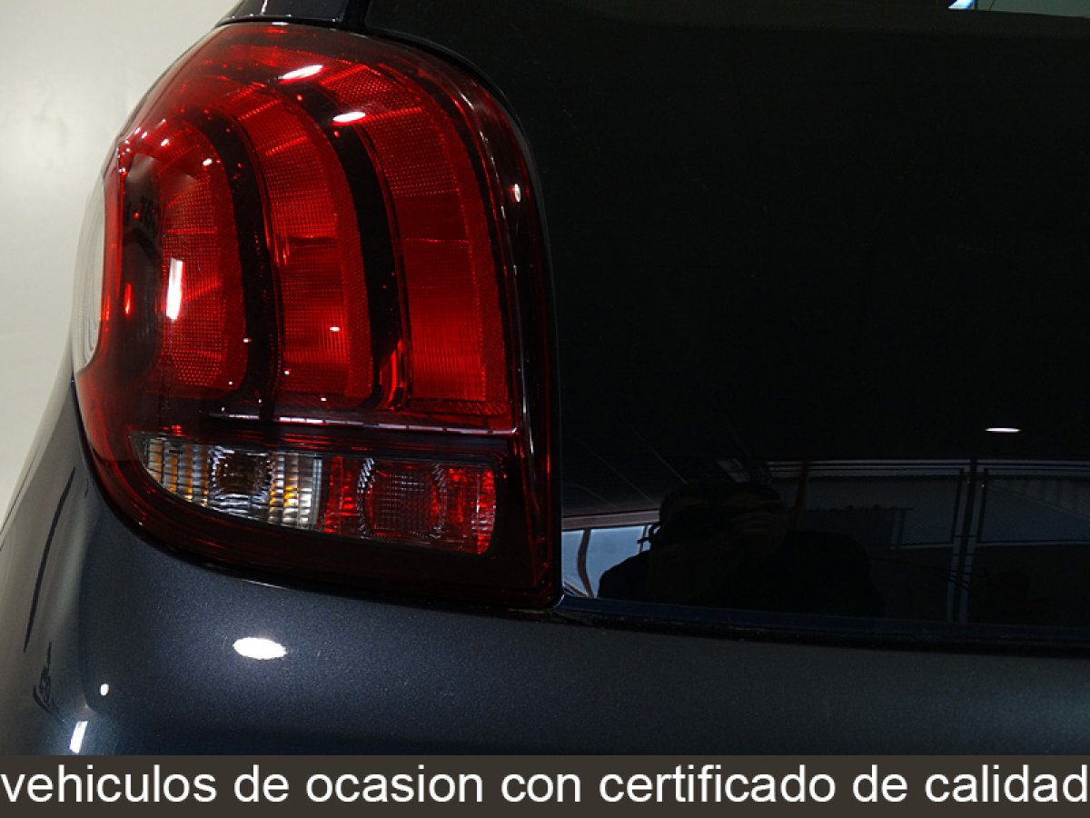 Foto Peugeot 108 11