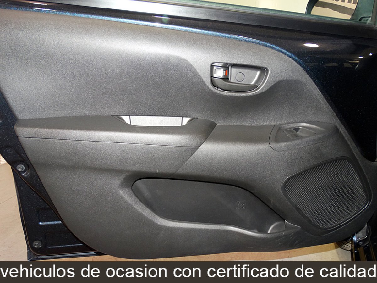 Foto Peugeot 108 19