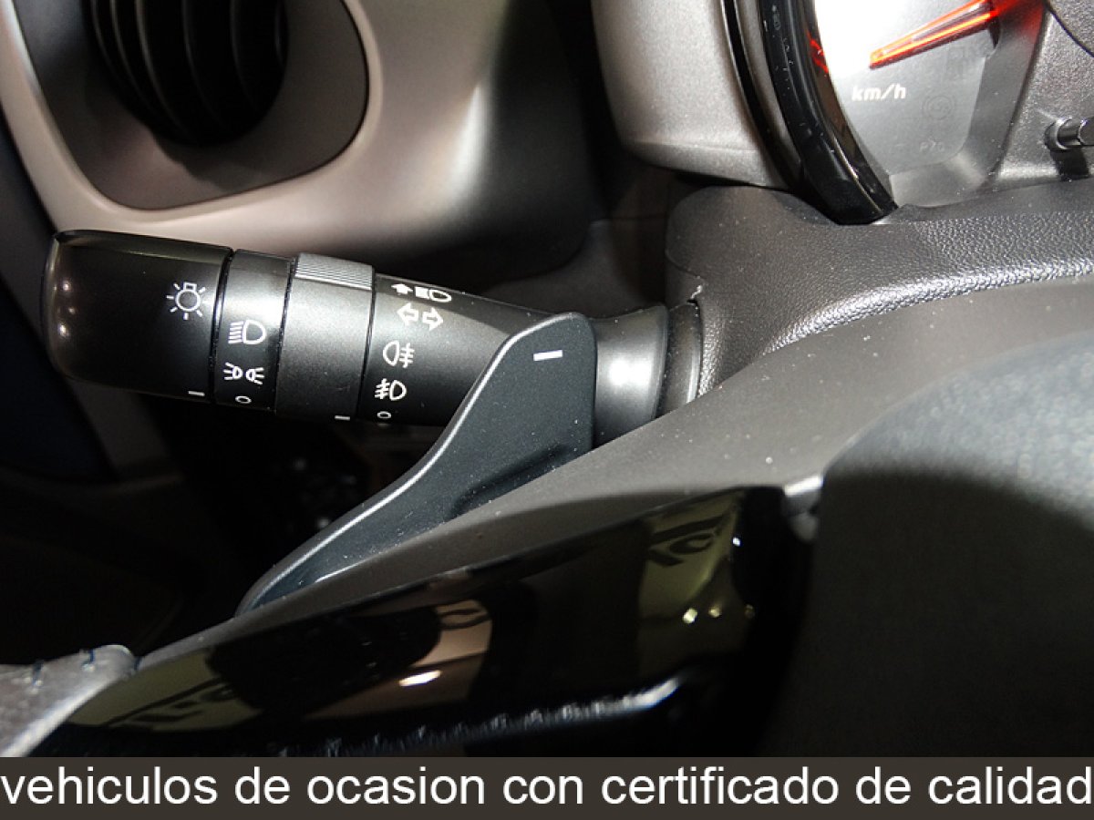 Foto Peugeot 108 26