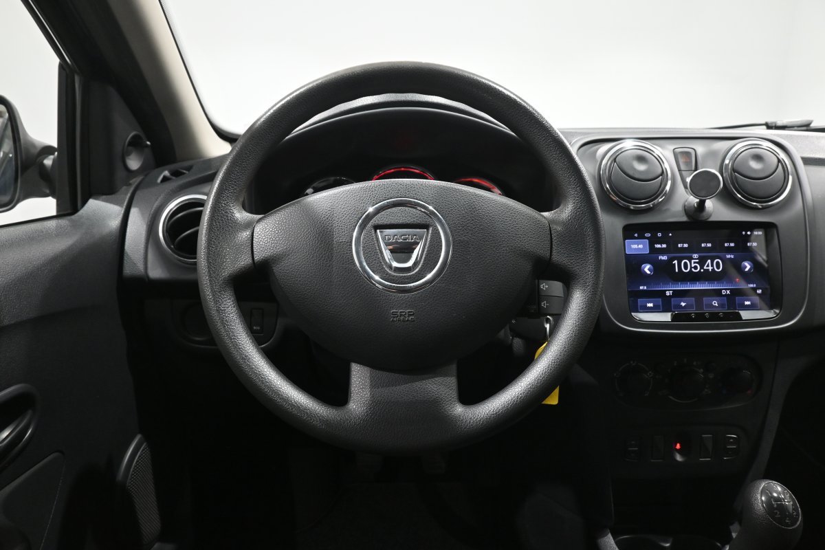 Foto Dacia Sandero 18