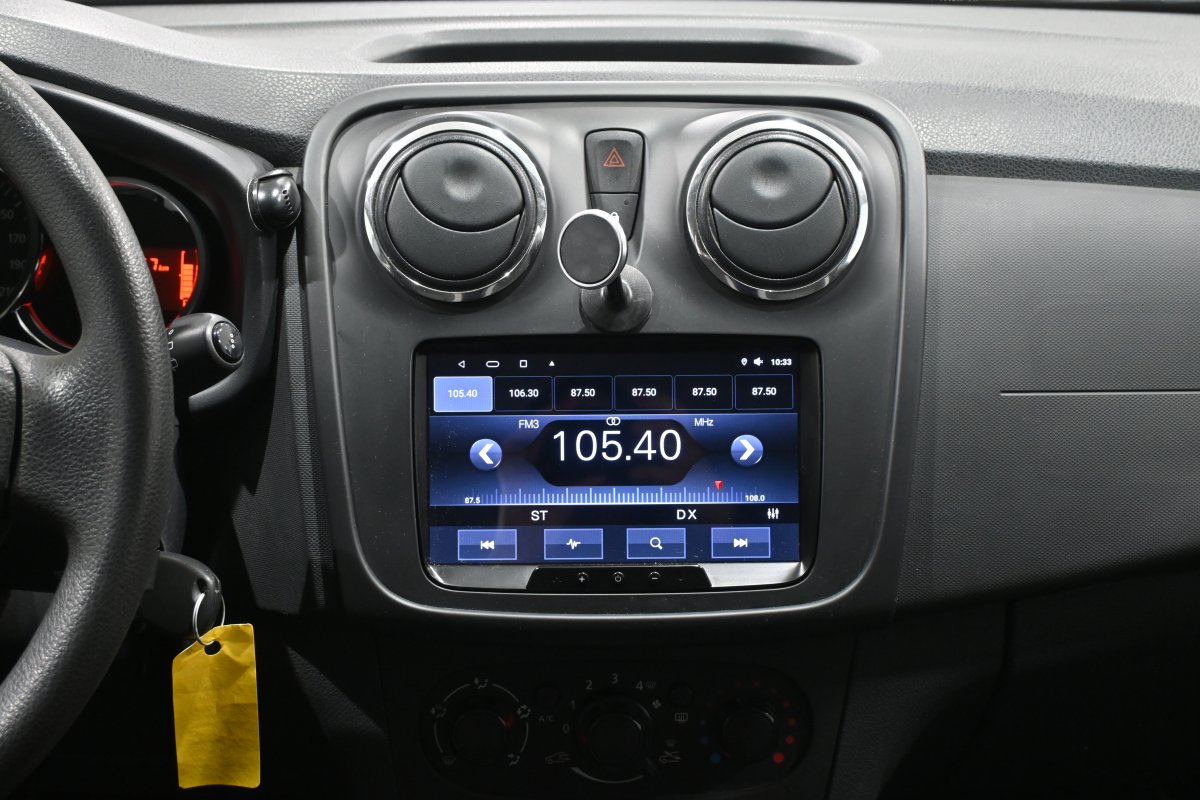Foto Dacia Sandero 14