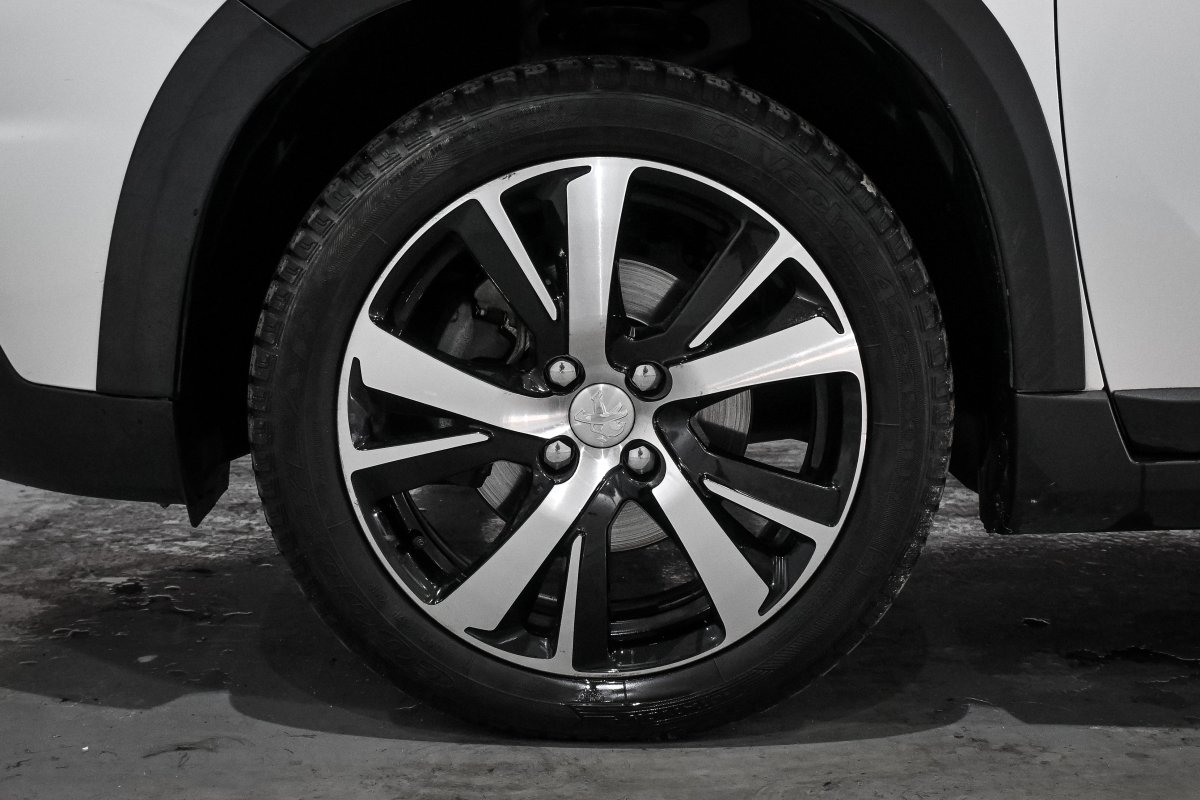 Foto Peugeot 2008 35