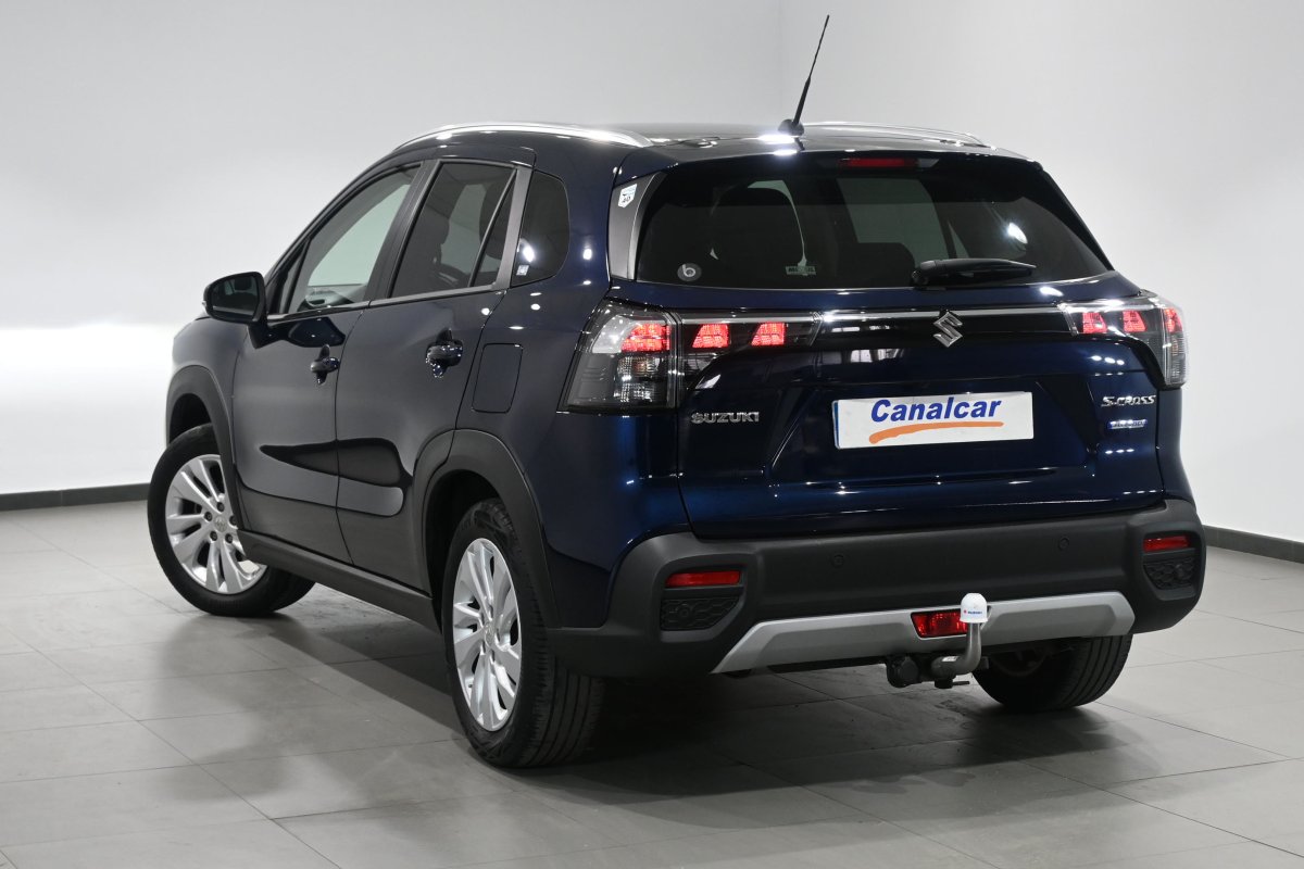 Foto Suzuki S-CROSS 6