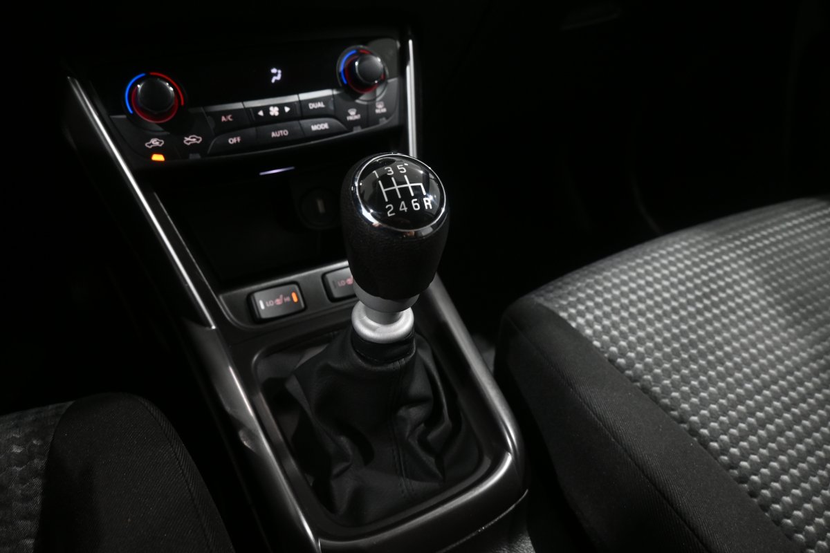 Foto Suzuki S-CROSS 20