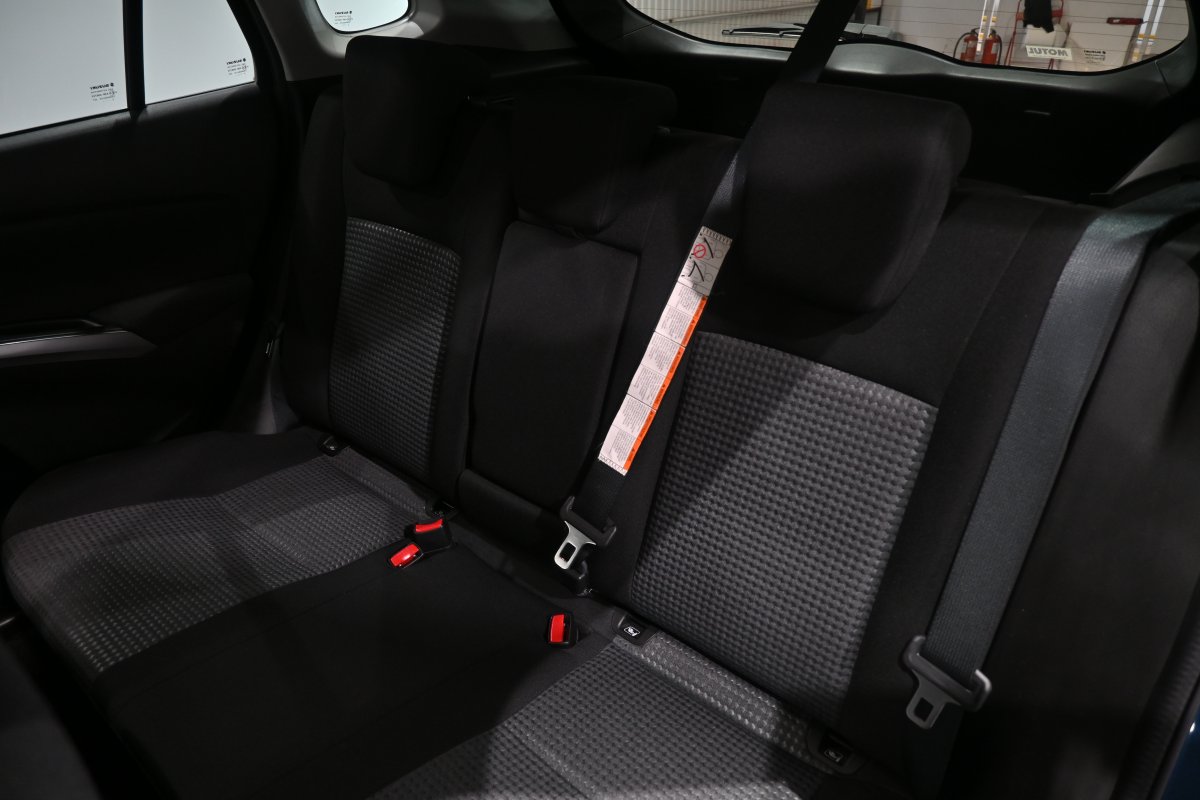 Foto Suzuki S-CROSS 12