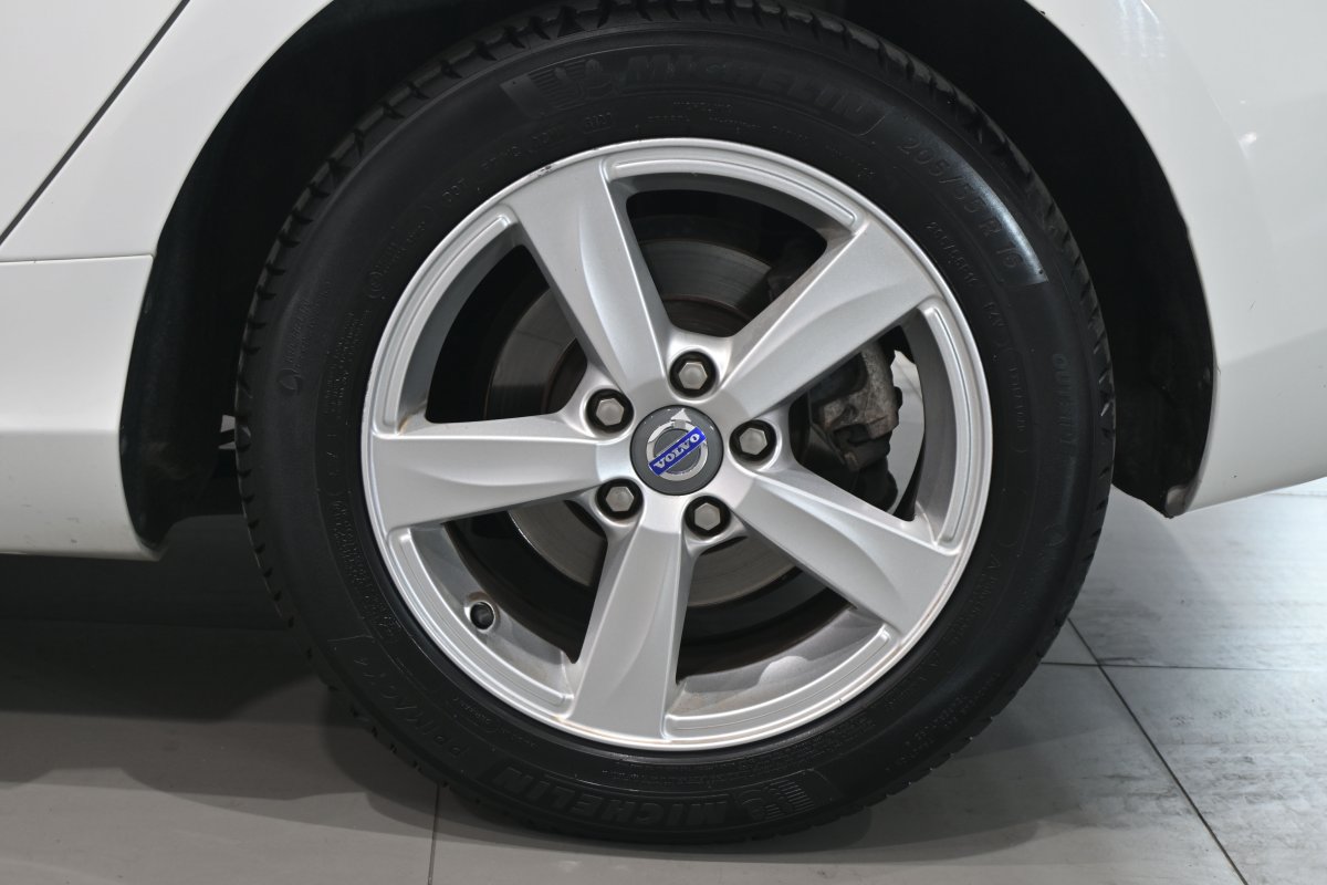 Foto Volvo V40 28