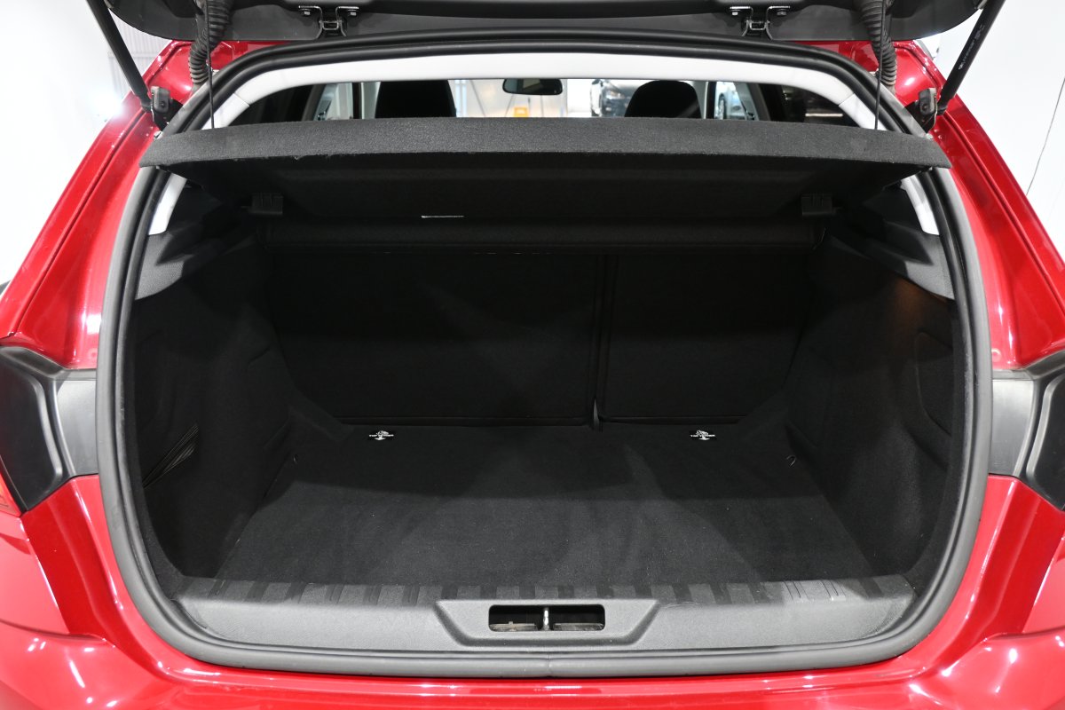 Foto Peugeot 308 8