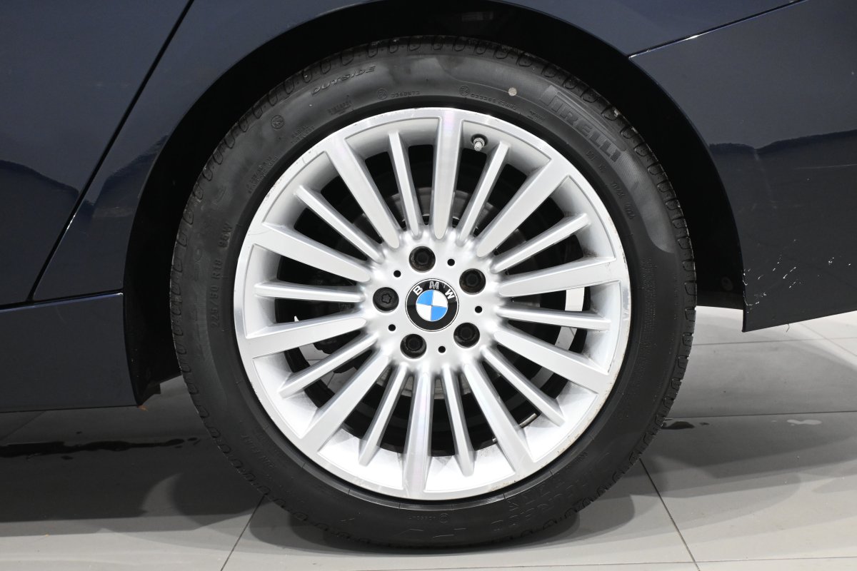 Foto Bmw 318dA GRAN TURISMO 28