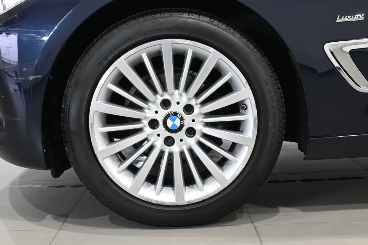 Foto Bmw 318dA GRAN TURISMO 29