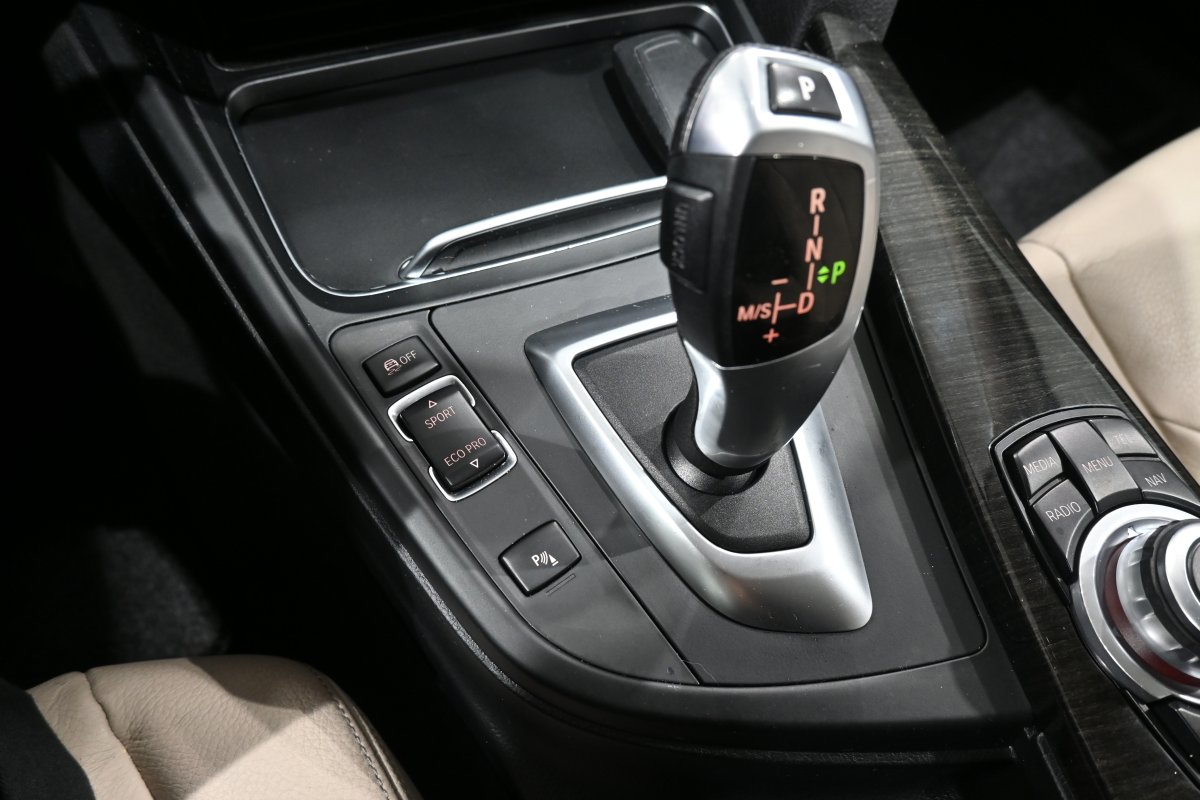 Foto Bmw 318dA GRAN TURISMO 19