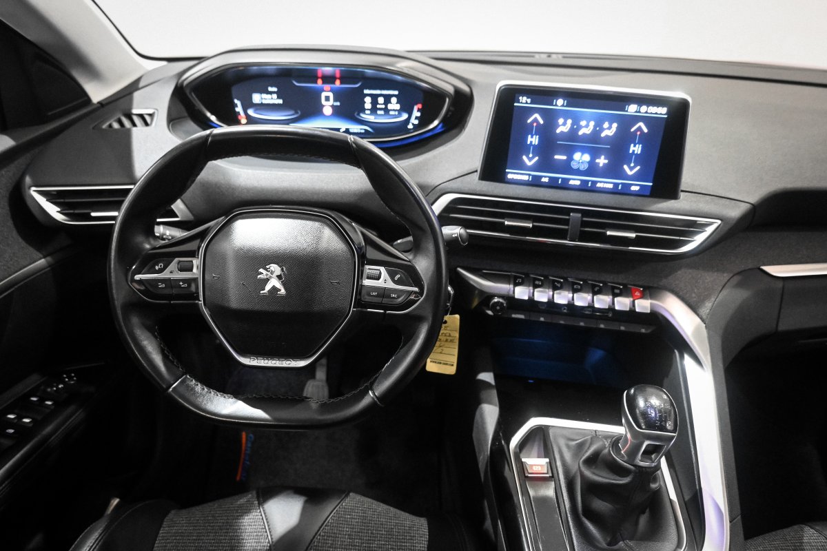 Foto Peugeot 5008 24
