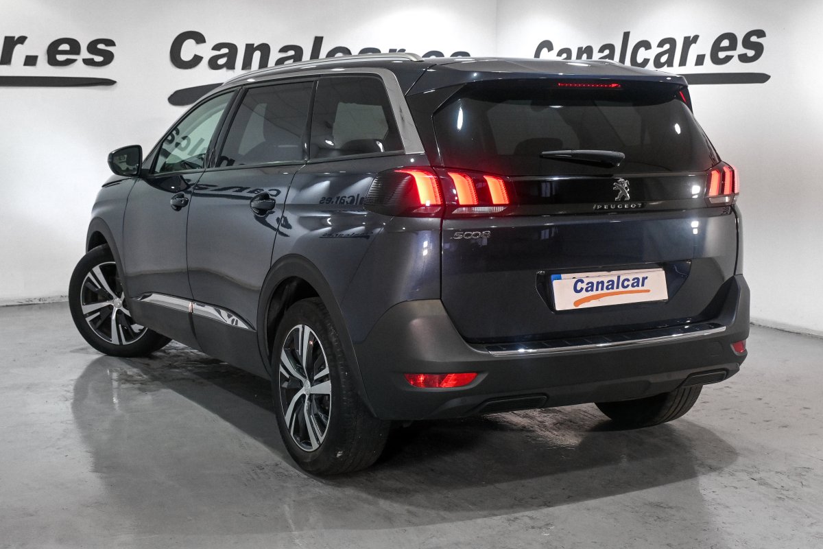 Foto Peugeot 5008 7
