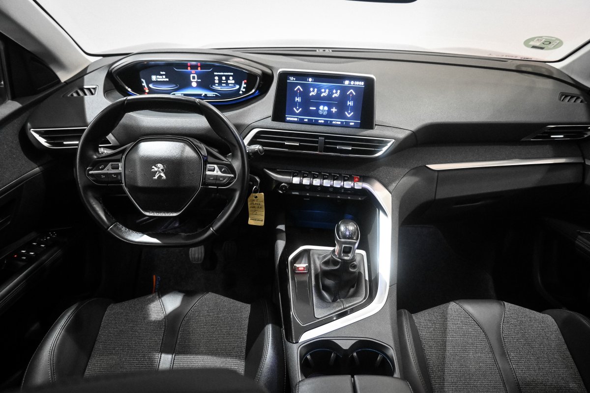 Foto Peugeot 5008 23