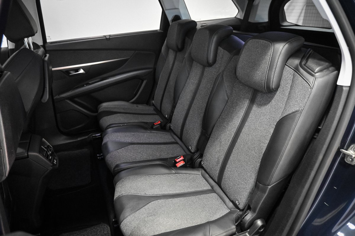 Foto Peugeot 5008 12