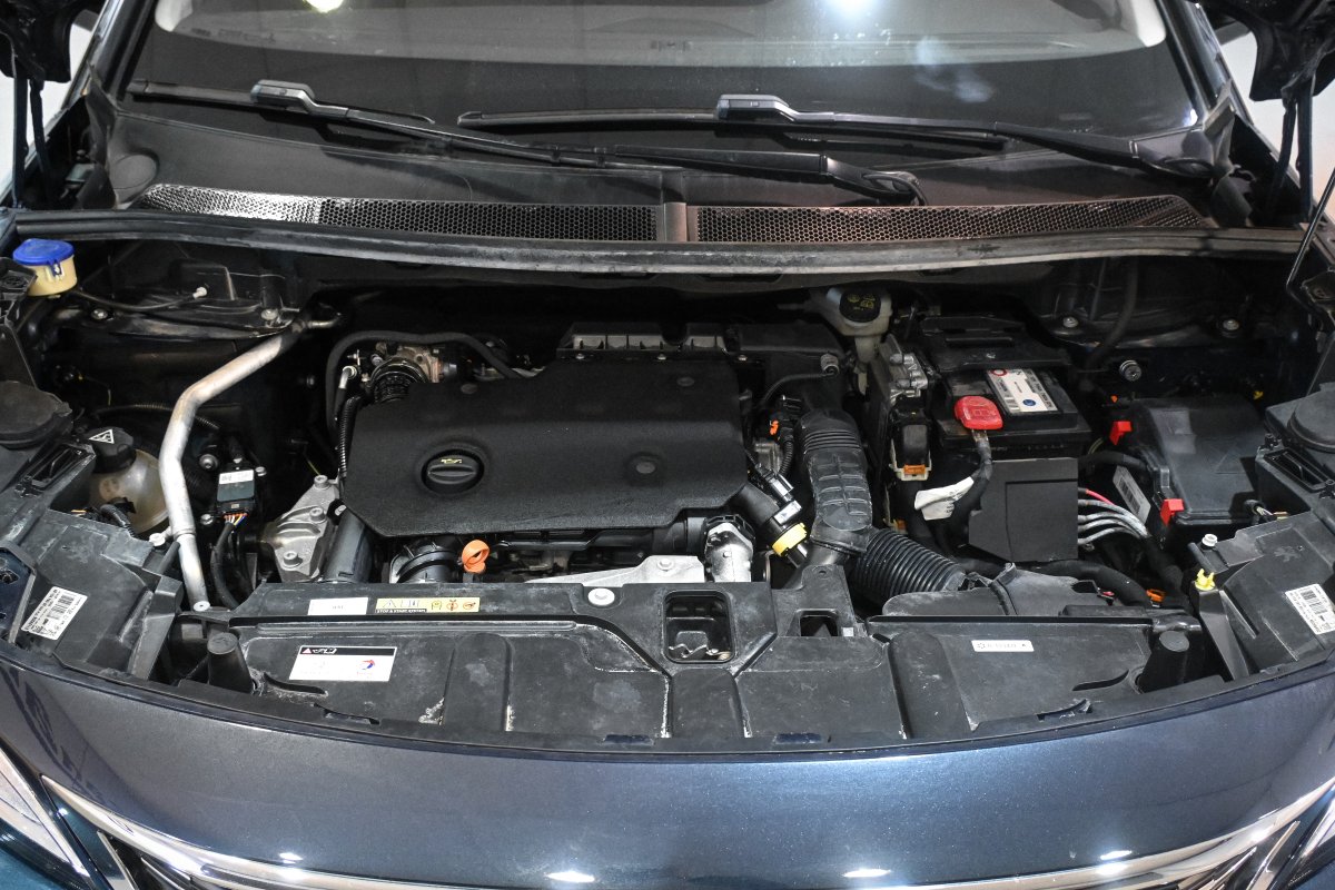 Foto Peugeot 5008 8