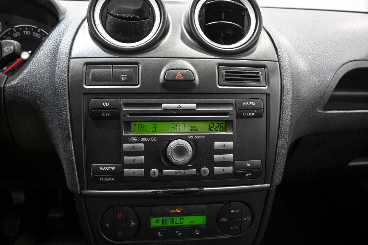 Foto Ford Fiesta 16