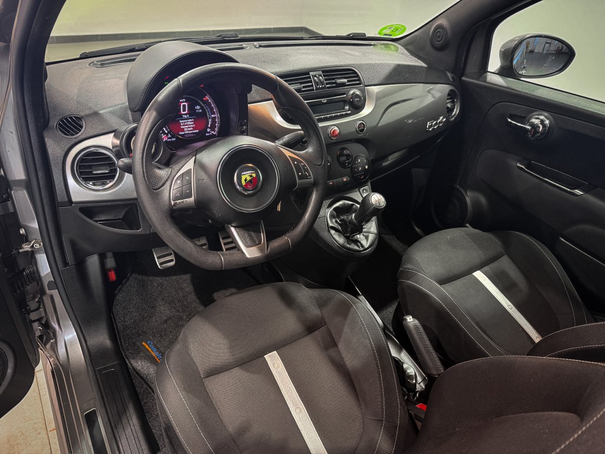 Foto Abarth Abarth 8