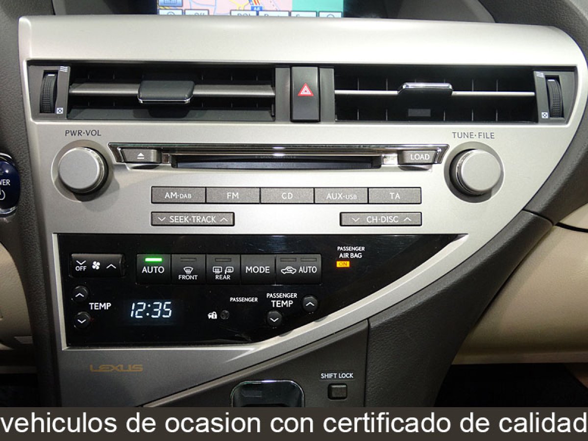 Foto Lexus RX 450h 32