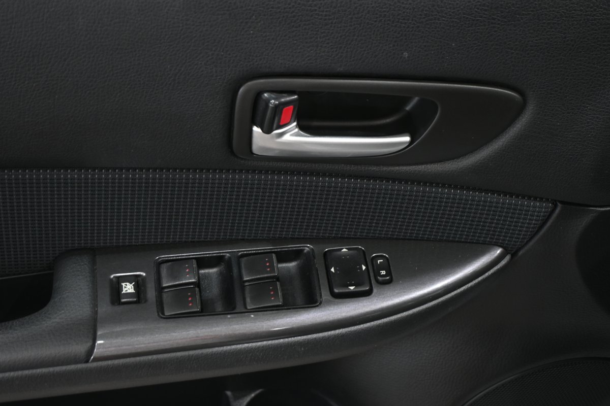 Foto Mazda Mazda6 24